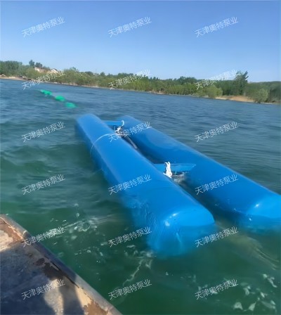 山东某矿企业水库提水储水用浮筒式潜水泵